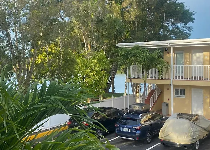 Indian Shores 2 Bedroom Escape! *